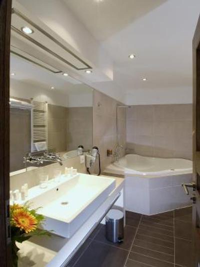 ای هتل مانز