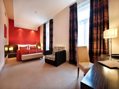 ای هتل مانز