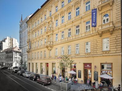 ای هتل مانز