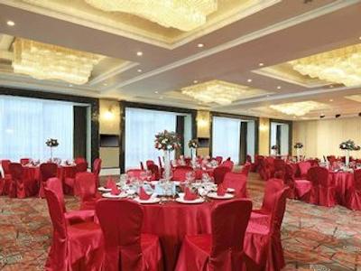 دابل تری بای هیلتون گوانگژو