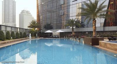 دابل تری بای هیلتون گوانگژو