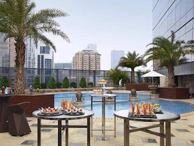 دابل تری بای هیلتون گوانگژو