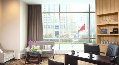 دابل تری بای هیلتون گوانگژو