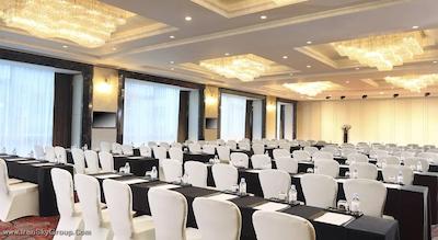 دابل تری بای هیلتون گوانگژو