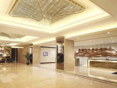 دابل تری بای هیلتون گوانگژو