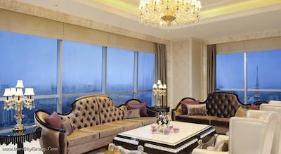 دابل تری بای هیلتون گوانگژو