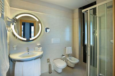 بست وسترن پلاس اکسکوتیو هتل اند سویتز