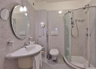 بست وسترن پلاس اکسکوتیو هتل اند سویتز