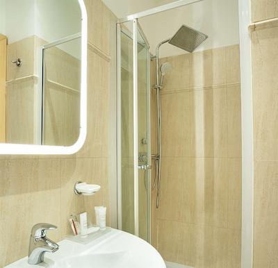 بست وسترن پلاس اکسکوتیو هتل اند سویتز