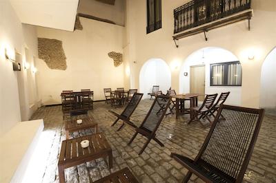 فر یو هستل سویلا