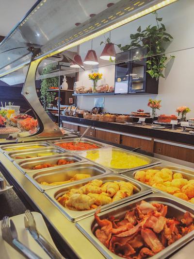 پارادیسُ پر پریا هتل