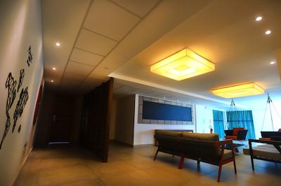 پارادیسُ پر پریا هتل