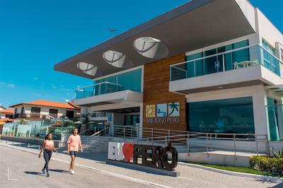 پارادیسُ پر پریا هتل