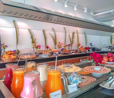 پارادیسُ پر پریا هتل