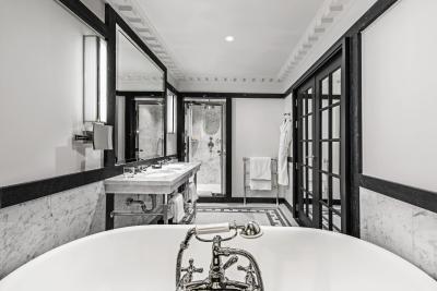 هتل د بری ا لوکسوری کالکشن هتل پاریز