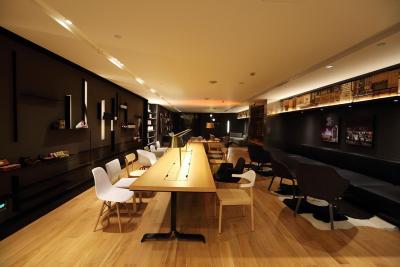 شانگهای جینگان سیتیگو هتل