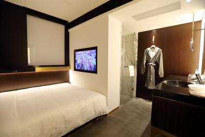 شانگهای جینگان سیتیگو هتل