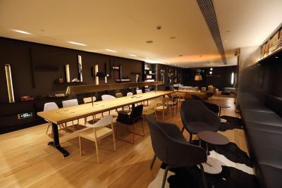 شانگهای جینگان سیتیگو هتل