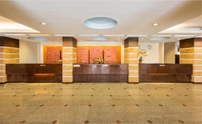 ایسترن گرند پالاس