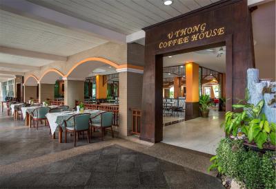 ایسترن گرند پالاس