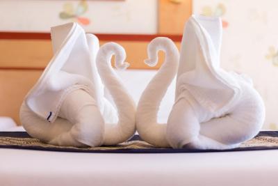 ایسترن گرند پالاس