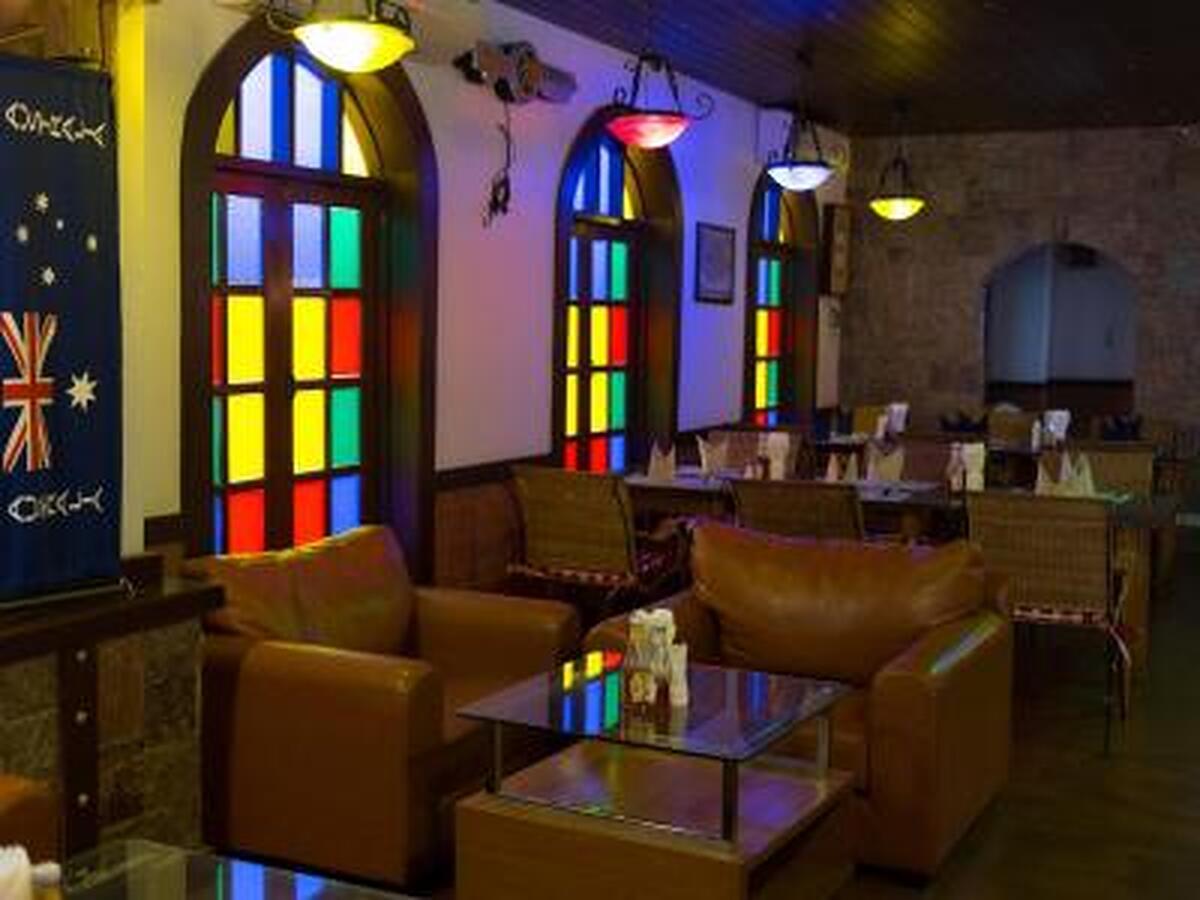 ایسترن گرند پالاس