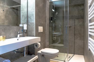 هتل فکوز پزنان