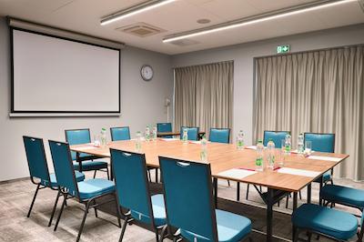 هتل فکوز پزنان