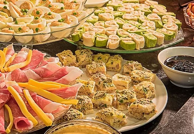اکتوال کنونشن هتل