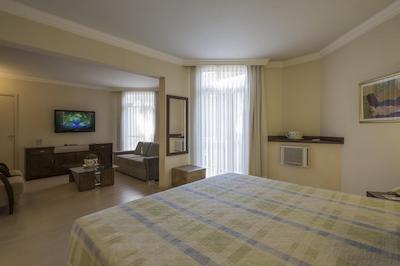 اکتوال کنونشن هتل