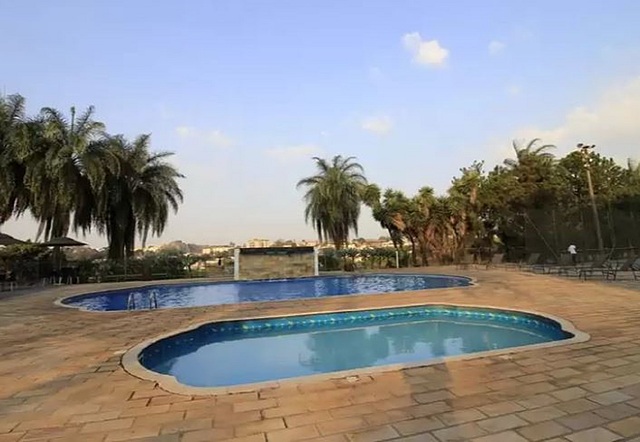 اکتوال کنونشن هتل