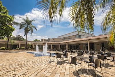 اکتوال کنونشن هتل