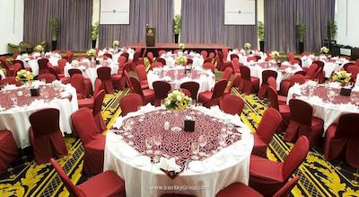 تو سیزن هتل اند آپارتمان