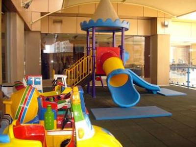 تو سیزن هتل اند آپارتمان