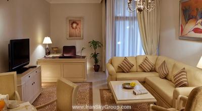 تو سیزن هتل اند آپارتمان