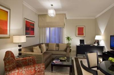 تو سیزن هتل اند آپارتمان