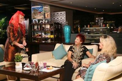 تو سیزن هتل اند آپارتمان