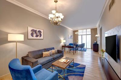 تو سیزن هتل اند آپارتمان