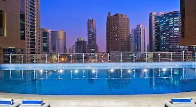 تو سیزن هتل اند آپارتمان