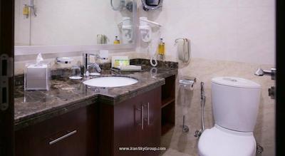 تو سیزن هتل اند آپارتمان