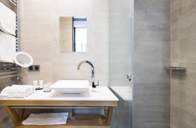 کنتین زو هتل