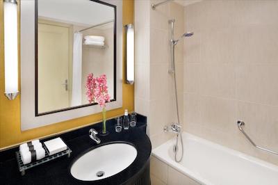 اینترکنتیننتال جداه