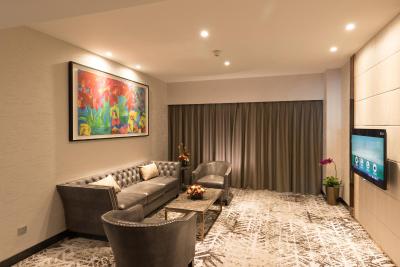 هالیدی این شانگهای جینشان