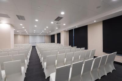 هالیدی این شانگهای جینشان