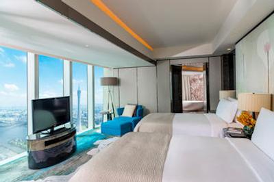 فور سیزن گوانگژو