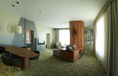 مرکور سارانسک سنتر