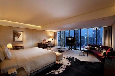 هیلتون گوانگژو تیانه