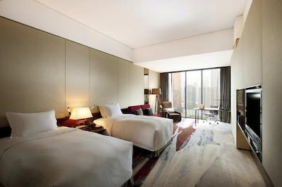 هیلتون گوانگژو تیانه