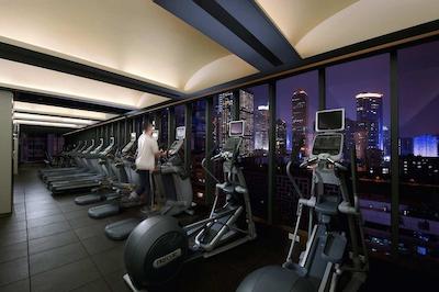 هیلتون گوانگژو تیانه