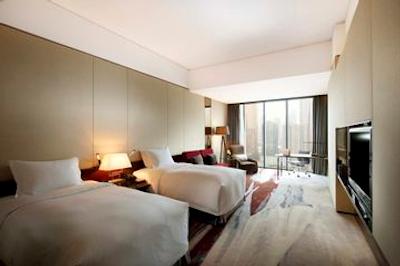 هیلتون گوانگژو تیانه